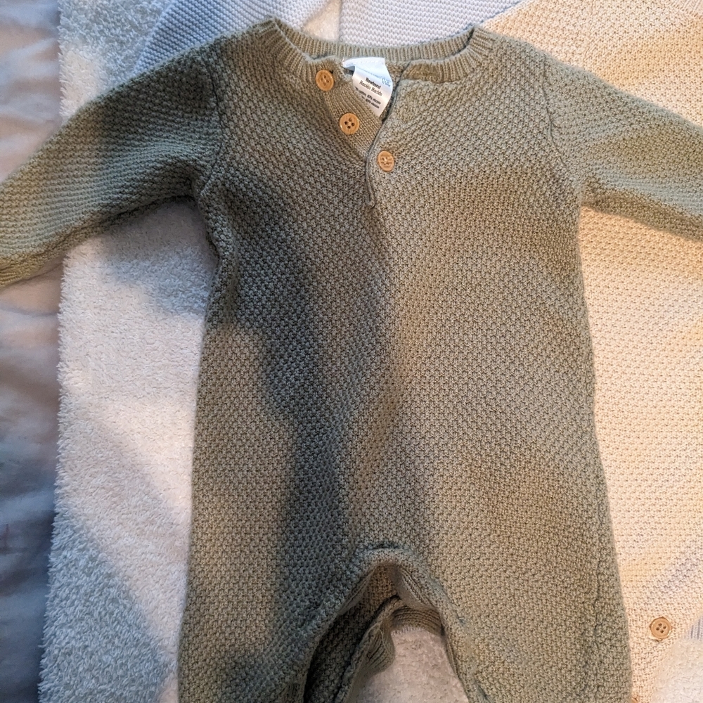 Sweater Rompers - Picture 2 of 5